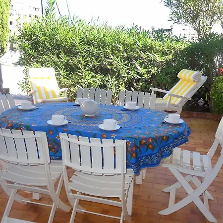 度假居 Holiday Les Cascadelles 2 *